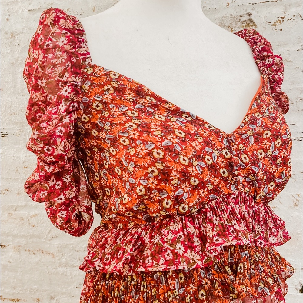 Floral tiered ruffled blouse